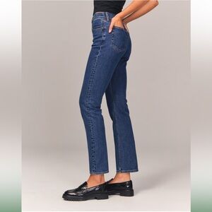 Abercrombie & Fitch Ultra High Rise Ankle Straight Jean, Women’s 29, 8 short